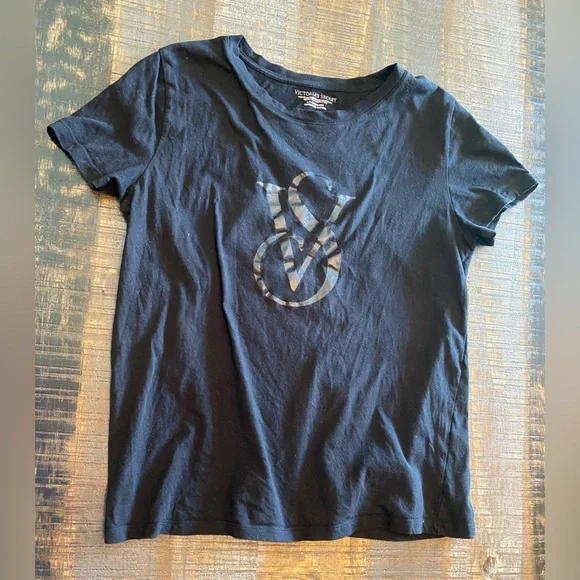 Victoria’s Secret Black T-shirt with black logo Small - Picture 2 of 6